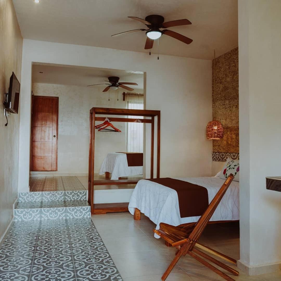 Hotel Boutique Bugambilias วัลลาโดลิด ภายนอก รูปภาพ